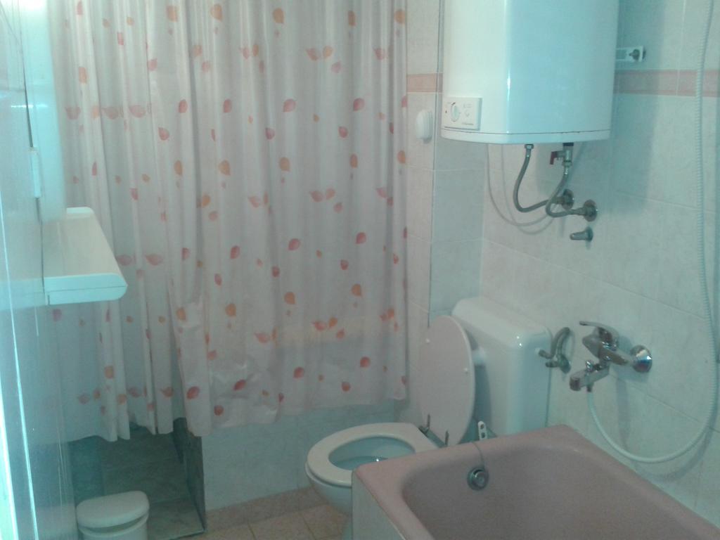 Apartments Zdenka Rogoznica  Quarto foto